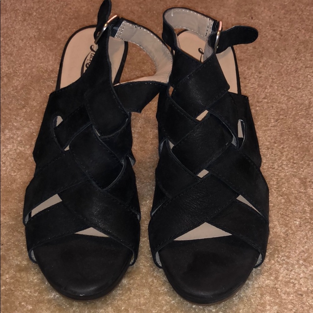 So cute just not my style. Never worn